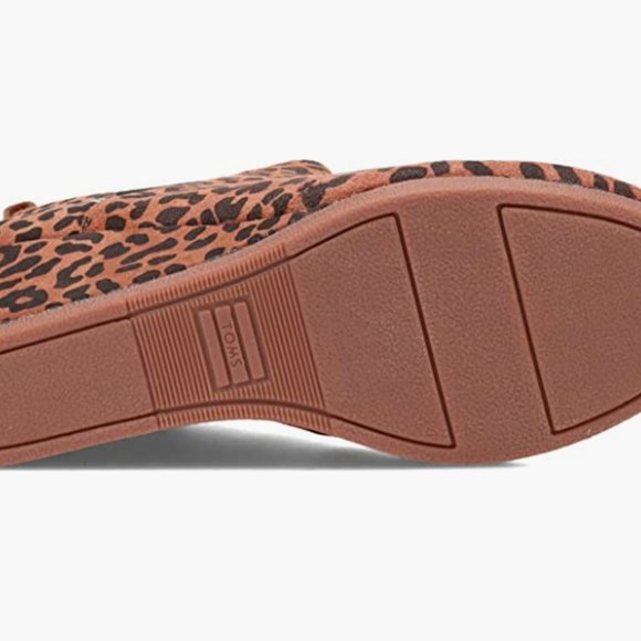 TOMS Kelsey Suede Ankle Bootie Wedge, Dark Ember Leopard Print, Size 5 - Picture 6 of 12